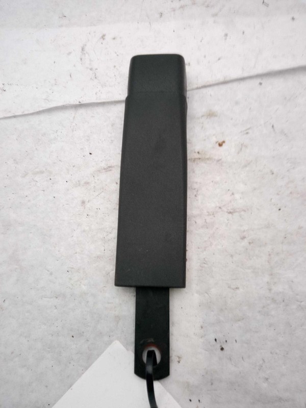 2002 Dodge Durango OEM Black Seat Belt 5HK431T5AB Used 111K Miles