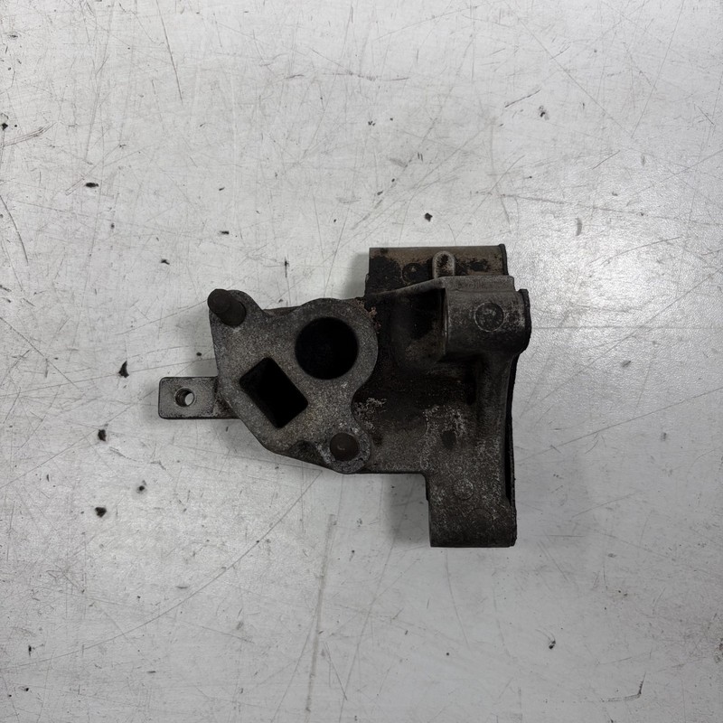 86-90 Acura Legend EGR Passage 18712-PH7-000 OEM