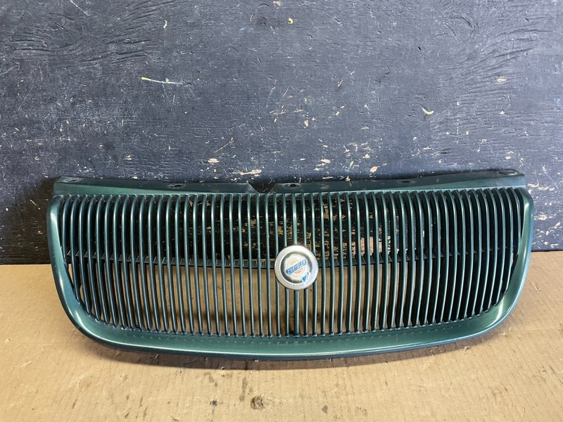 1995 - 1998 Chrysler Cirrus 95-96 Dodge Stratus Chrome Grille AA5982 DG
