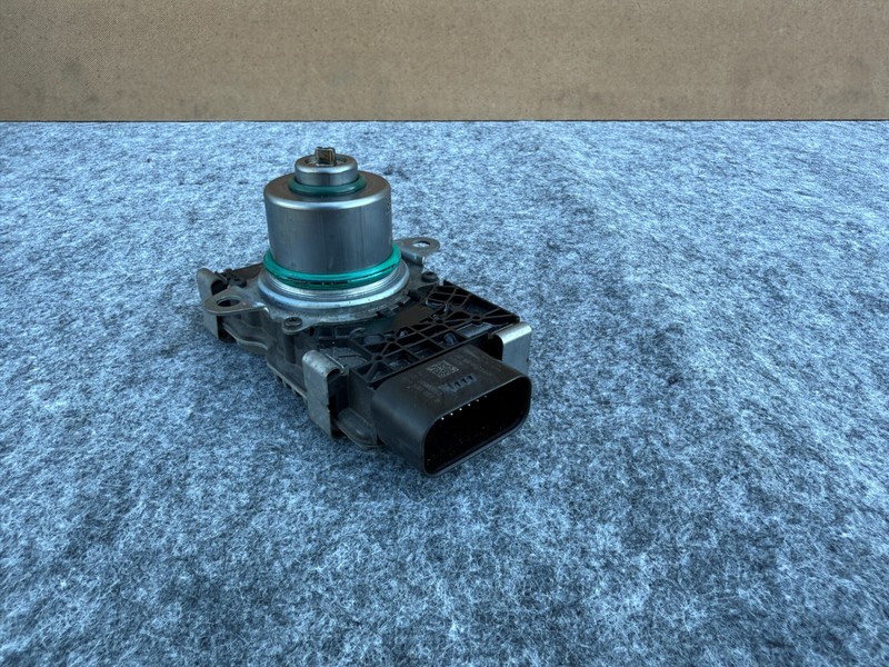 GENESIS GV80 2021-2024 OEM TRANSFER CASE MOTOR 2.5T 95447-47100