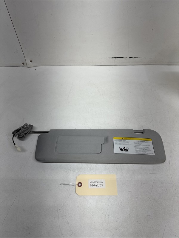 2019 Tesla Model 3 Left Driver Sun Visor Sunvisor 1088738-01-I 42031 B104