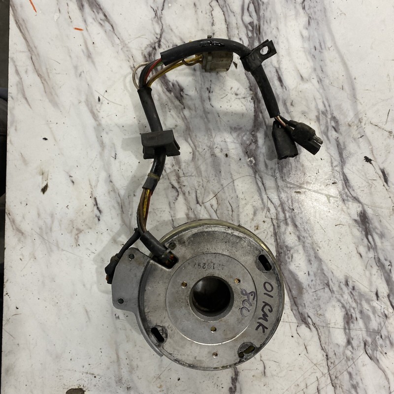 2001 Polaris RMK 800 Snowmobile Motor FlyWheel And Stator flywheel good