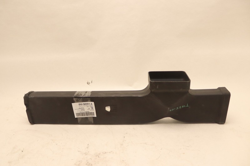 2018-2023 PETERBILT 579 PACCAR AIR DUCT GUIDE F66-6860 21454AA OEM