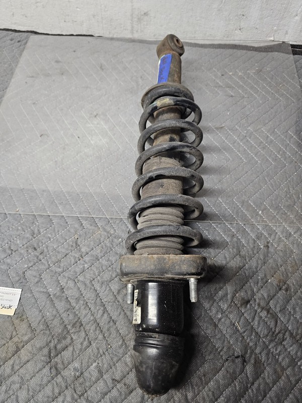 2011-2014 JEEP PATRIOT FWD 2.4L REAR RIGHT PASSENGER SHOCK STRUT ABSORBER OEM