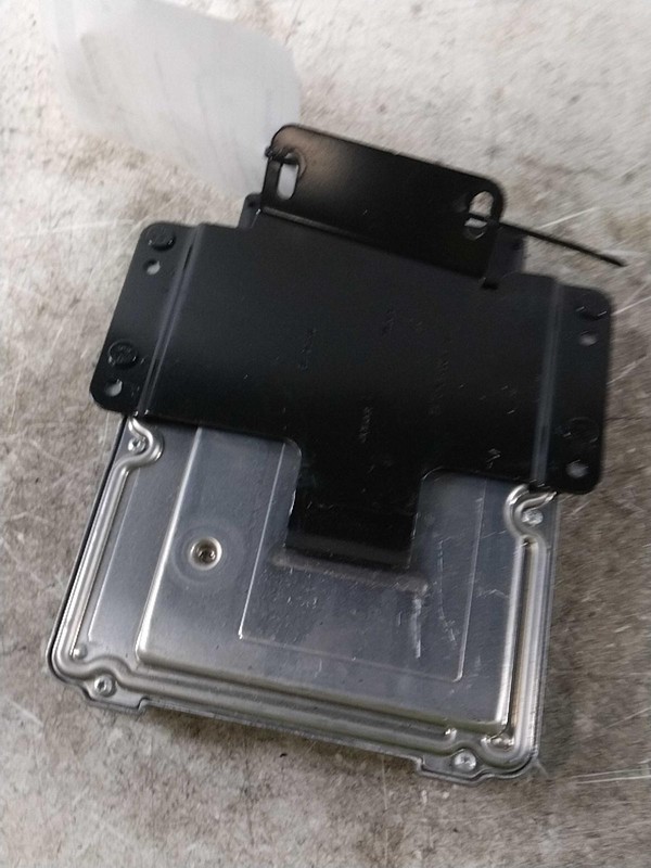 2018 Jaguar F-PACE Engine Control Module ECM HX7314C568BB 66K Miles Black