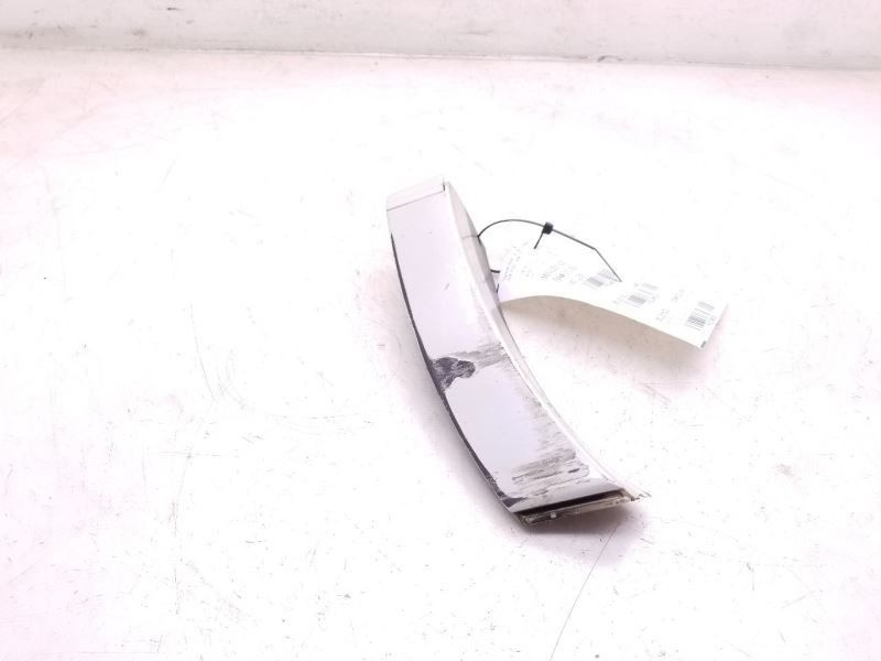 2003 LEXUS GS300 PASSENGER REAR QUARTER PANEL MOLDING SCRATCHES