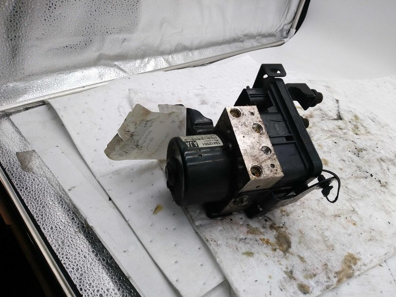 2013 Chevrolet Cruze ABS Hydraulic Assembly OEM 13384013 155K Miles