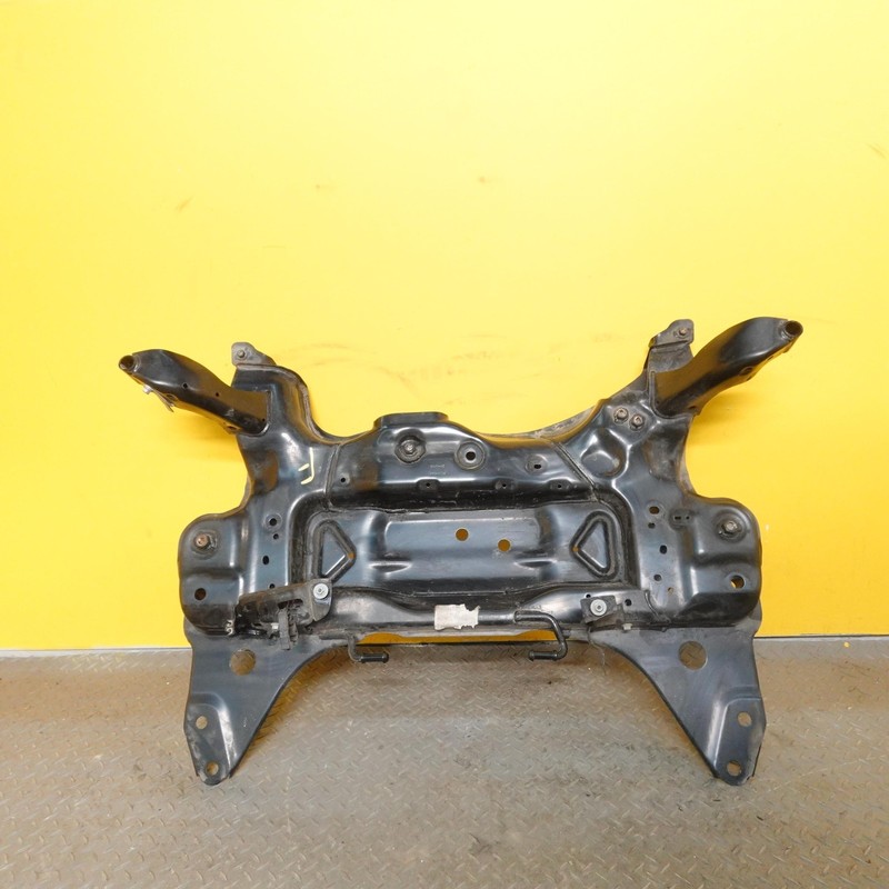 2019-2022 VOLVO XC40 AWD FRONT SUBFRAME CROSSMEMBER CRADLE 324240738 / 322218587
