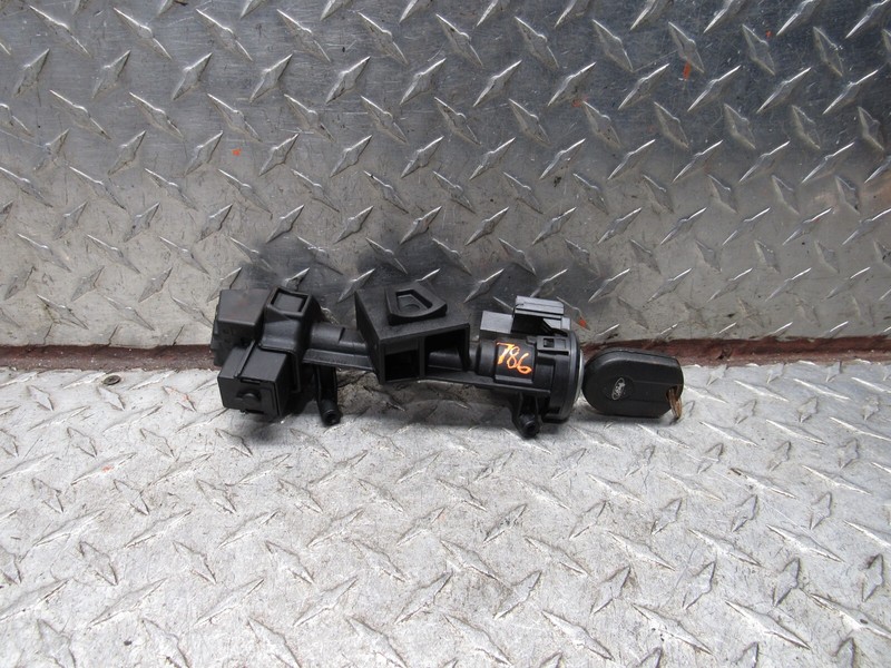 2012- 2014 FORD FOCUS IGNITION SWITCH WITH KEY 6E5T-15607 CA
