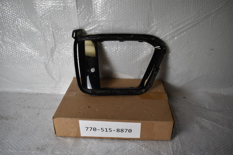 RANGE ROVER SPORT BUMPER GRILLE RIGHT SIDE 2018-2020 OEM JK62-17F908-AB