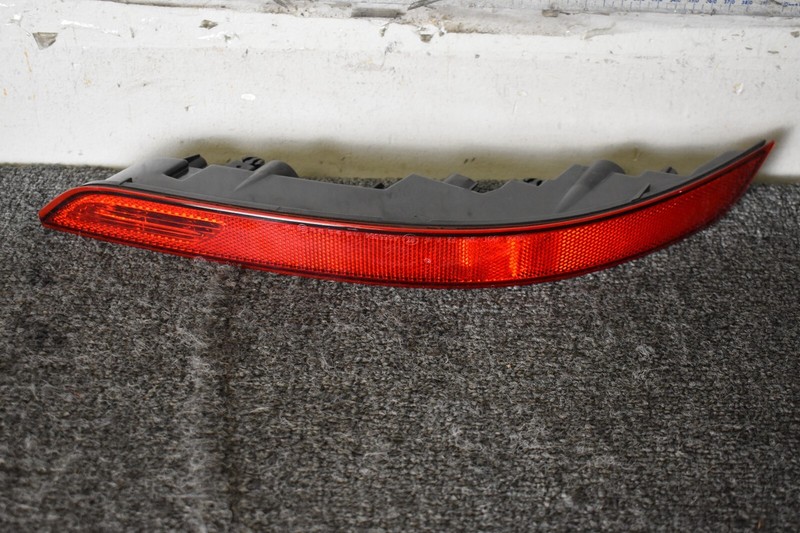2015-2017 PORSCHE CAYENNE TURBO REAR LEFT BUMPER REFLECTOR LIGHT LAMP OEM 786