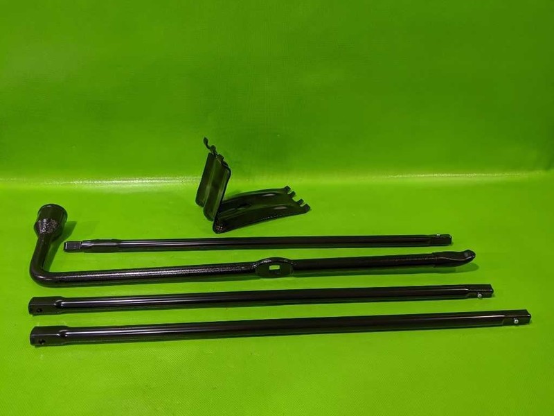 00-22 FORD F250 TIRE TOOL SET OEM 4482-51