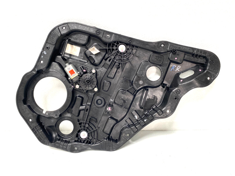 21-23 KIA K5 EX REAR RIGHT PASS SIDE DOOR WINDOW REGULATOR CARRIER OEM #A0.41