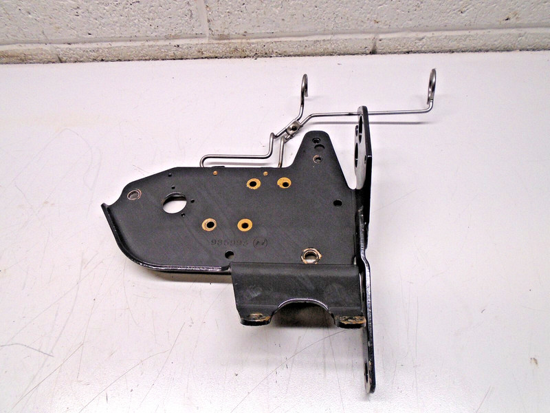 D3 985993 OMC Cobra 4.3 & 5.7 Stern Drive Shift Assist Bracket 1988-1990