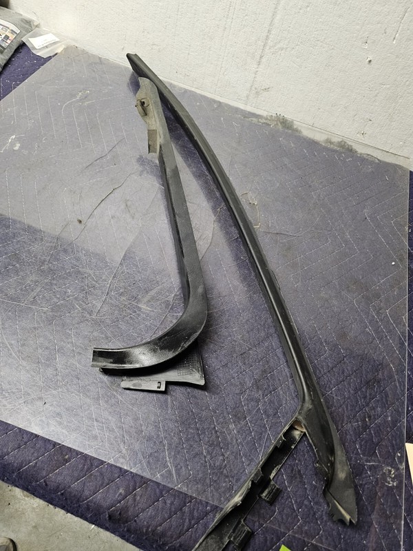 2017Ford Focus Front Left DoorTrim OEM Driver