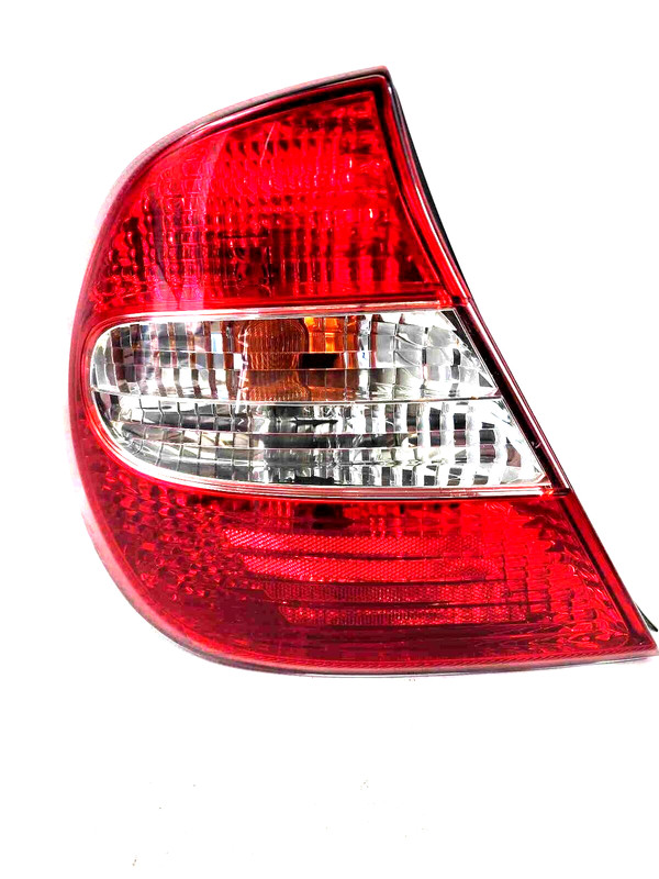 2002 Camry LH Driver Side Tail Light Assembly 81560AA050