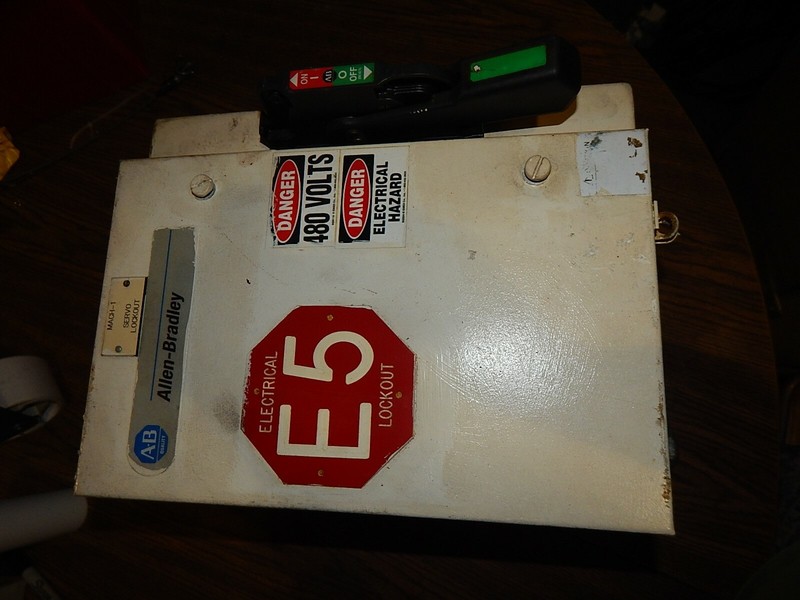 Allen Bradley 1494G-BF3N-421 Rev C-D AL-208 Electric Enclosure Switch