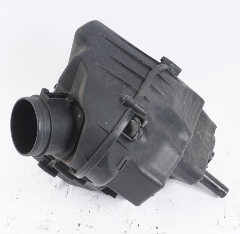 11-14 AUDI A8L A8 3.0L AIR CLEANER FILTER BOXOEM