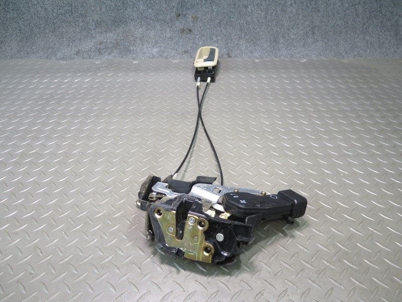 2003-2007 LEXUS UZJ100L LX470 FRONT LEFT DOOR LOCK LATCH ACTUATOR W HANDLE