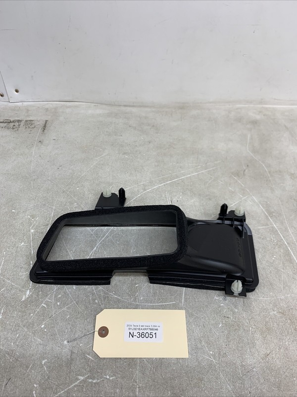2024-2025 TESLA MODEL 3 HVAC FRESH AIR GUTTER VENT 1588275-00-A OEM 36051 B54