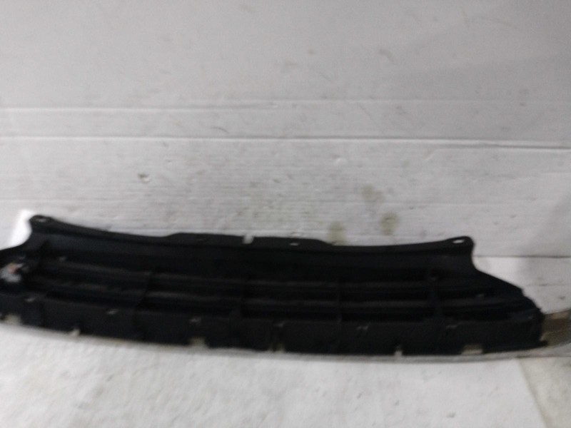 2010 MINI COOPER Grille Blue OEM 51112751625 105K Miles Used Part