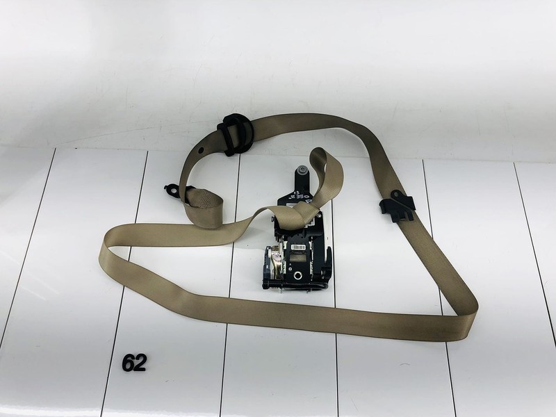10-16 MERCEDES BENZ E350 FRONT LEFT DRIVER SIDE SEAT BELT TENSIONER OEM