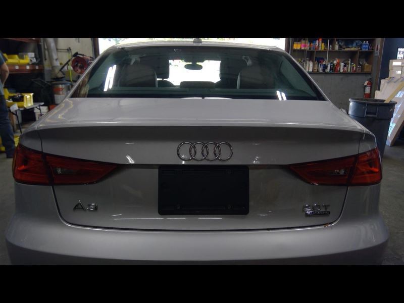 Decklid Trunk Lid Sedan With LED Tail Lights Silver Fits 2015-2016 AUDI A3