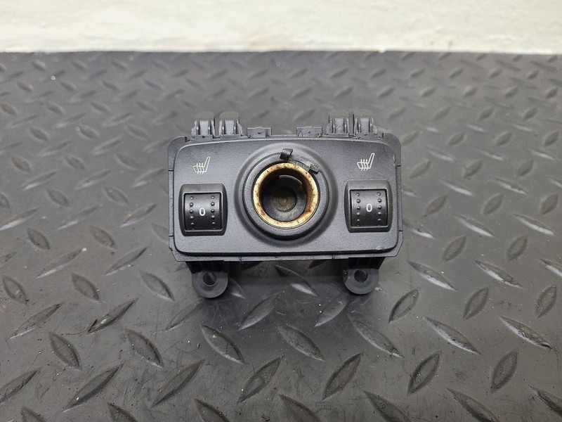 13-19 Ford Escape Seat Heat Switch Assembly OEM CJ5Z-14D694-B