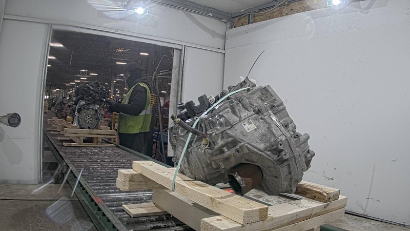 2016 VOLVO V60 Automatic Transmission Assembly FWD 129K Miles OEM Black
