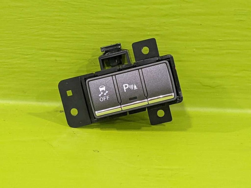 11 12 13 M37 M56 TRACTION CONTROL PARK ASSIST SWITCH OEM 3802-24