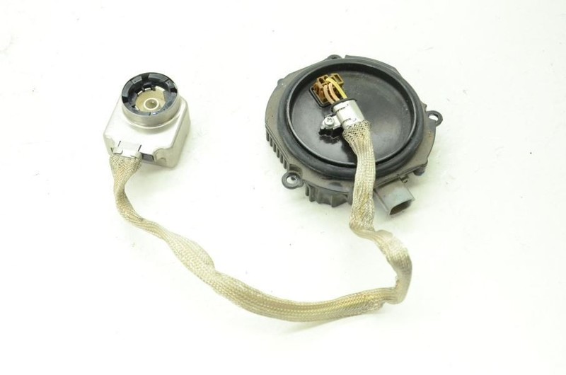 2009-2010 Infiniti G37 RWD Passenger Right Front HID Headlight Ballast
