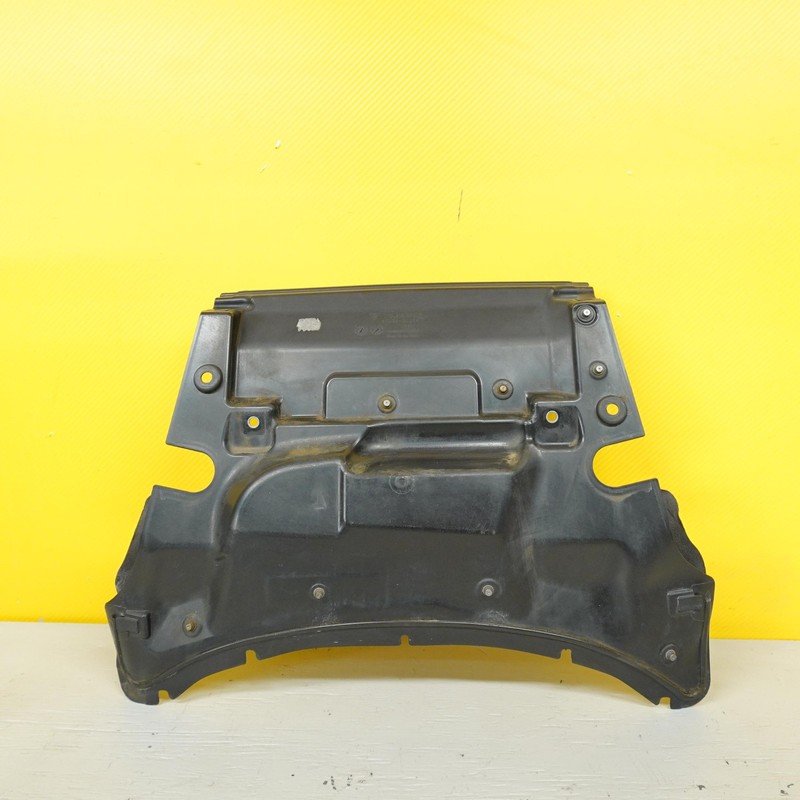 2011-2018 PORSCHE CAYENNE CENTRE ENGINE HEAT SHIELD COVER PLATE INSULATION