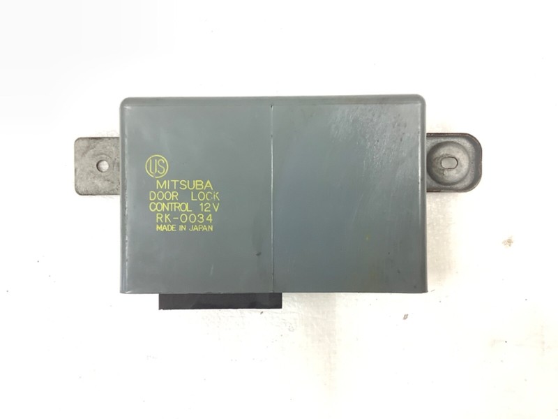 88-91 Civic Control Unit Auto Power Door Lock Main Module Box RK-0034 Used OEM