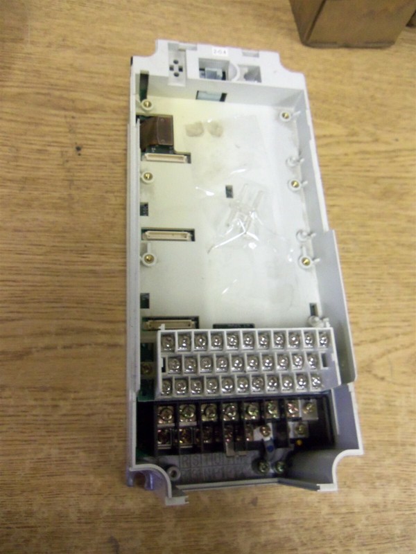Mitsubishi FR-A520-0.4K-NA InverterAC200-220V *FREE SHIPPING*