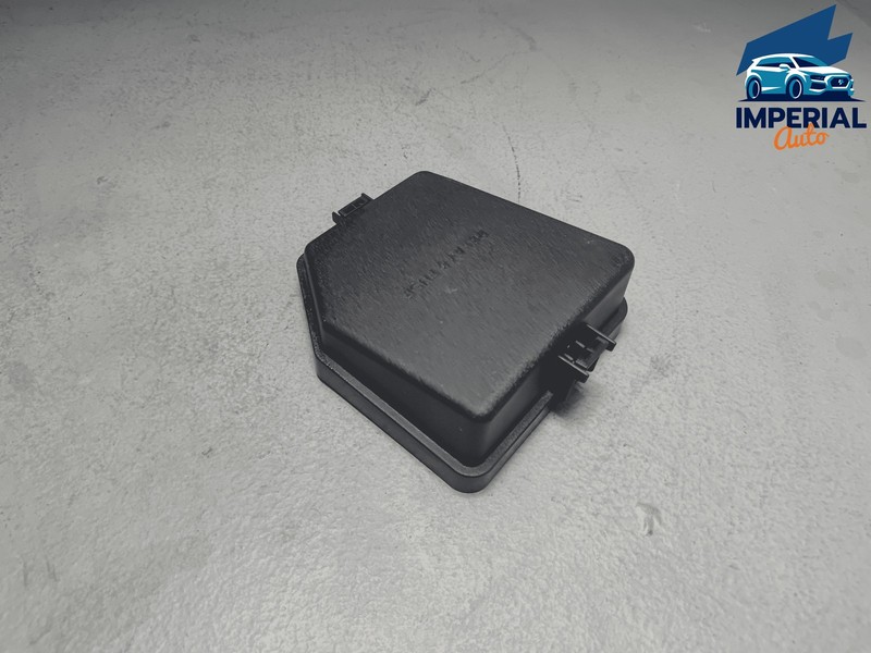 2019-2022 TOYOTA RAV4 ENGINE BAY PASSENGER SIDE FUSE RELAY BOX UPPER COVER OEM