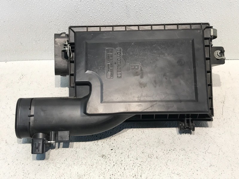 07-17 Lexus LS460 LS460L Right Passenger Side Air Intake Filter Cleaner Box OEM