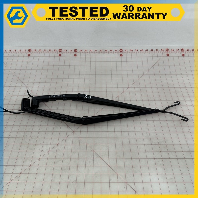 14-19 Chevy Corvette C7 FRONT RIGHT, LEFT WINDSHIELD WIPER ARM PAIR SET OEM