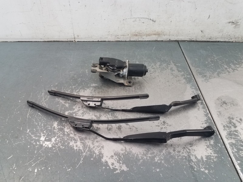 2002 Honda S2000 AP1 Windshield Wiper Motor / Arms #8957 P2