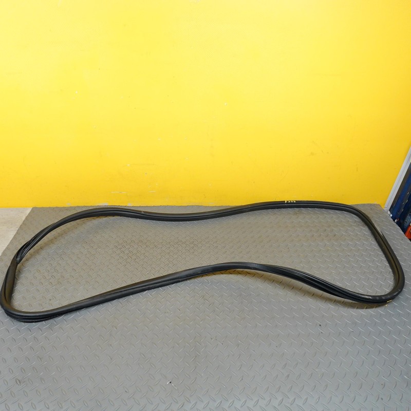 2021-2024 DODGE DURANGO FRONT LEFT SIDE DOOR RUBBER WEATHERSTRIP SEAL 55399256AE