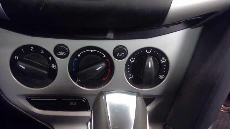 Temperature Control Manual Temperature Control Fits 13-14 FOCUS 3407072