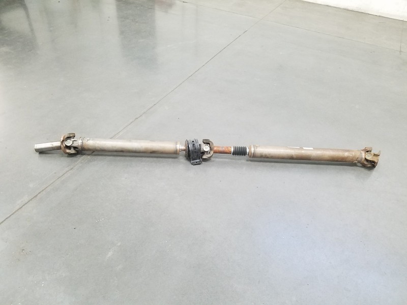 2018 Ram 3500 Laramie DRW Diesel 4x4 2 Piece Rear Driveshaft #5222 V10