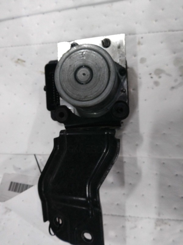 2022 Hyundai Venue ABS Pump & Motor Assembly OEM 58910K2500 40K Miles