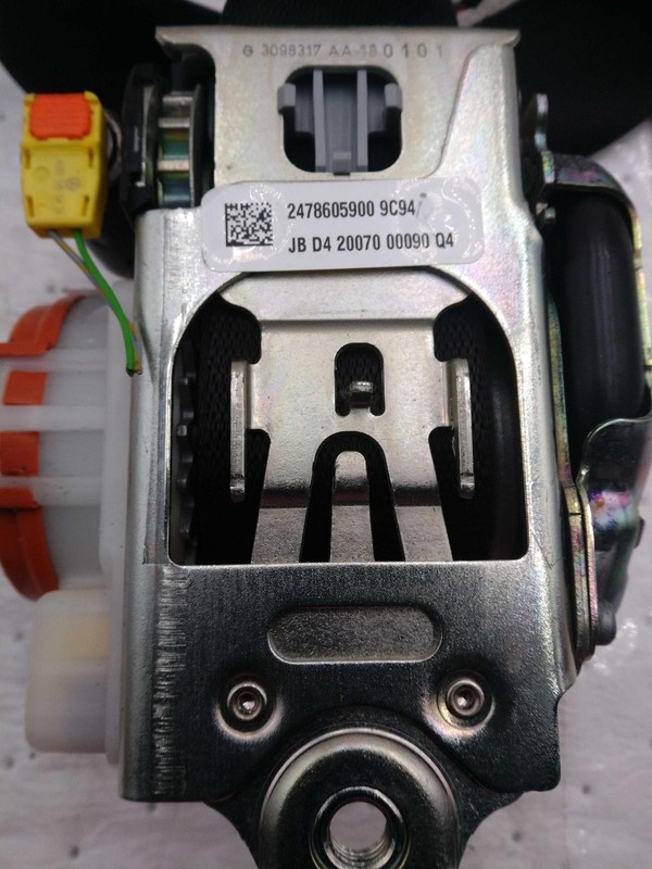 2021 Mercedes-Benz GLA-Class OEM Seat Belt White 4DR 103K Miles NJ25-23907