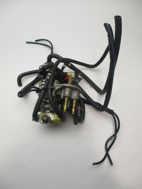 5001047 Evinrude Ficht 75-115hp V4 Oil Lift Pump & Injector Assembly 5001292