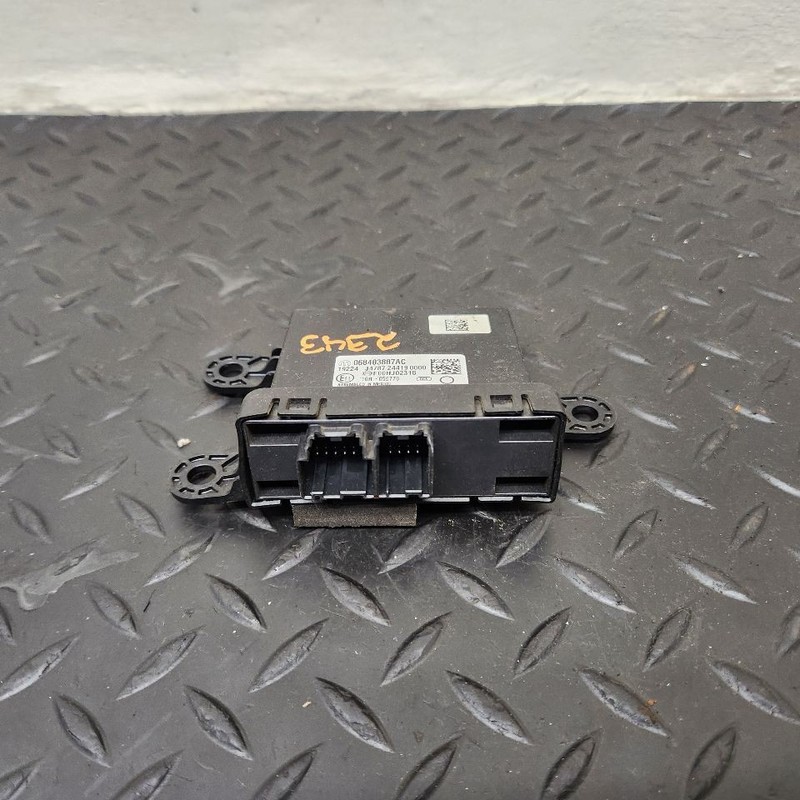 20-24 Jeep Gladiator Network Gateway Control Module OEM 68403887AC