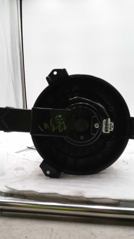 2016 Honda CR-V HVAC Blower Motor OEM 79305T0AA01 113k Miles Red