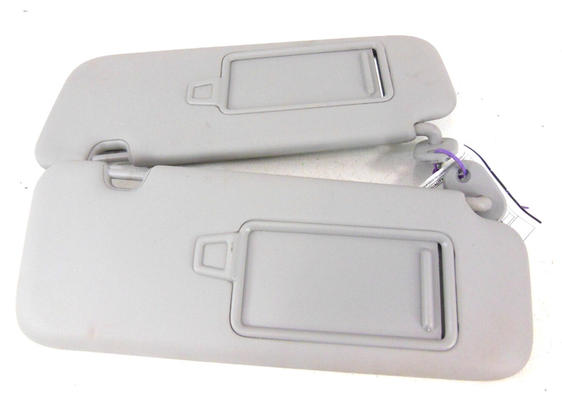 17-20 Hyundai Elantra Sdn Sun Visor W/ Mirror Pair Left Right W/O Extension OEM