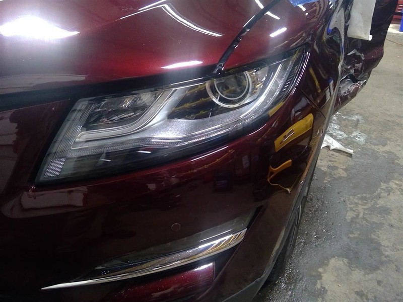 Driver Left Headlight Fits 19 MKC 1754155