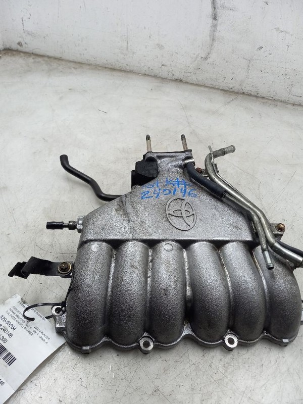 96-02 TOYOTA 4RUNNER 3.4L RWD AT UPPER INTAKE MANIFOLD