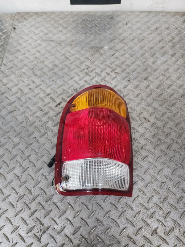 1998 1999 Ford Ranger Left Driver Tail Light Taillight Lamp Red And White OEM